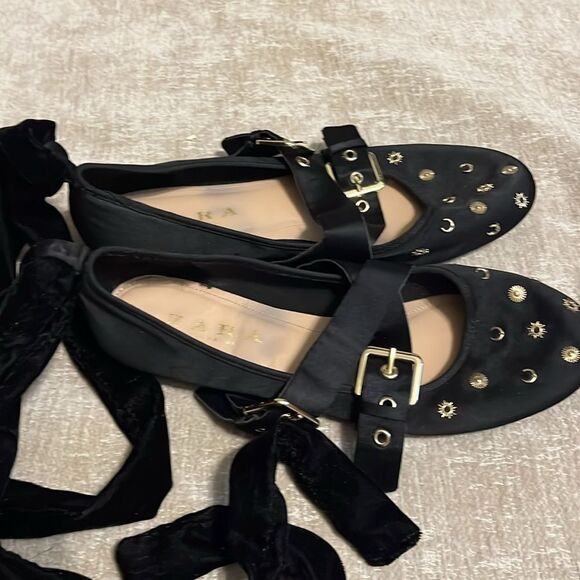 Zara Trafaluc Gothic Ballerina Flats with Ankle Straps - Picture 8 of 10